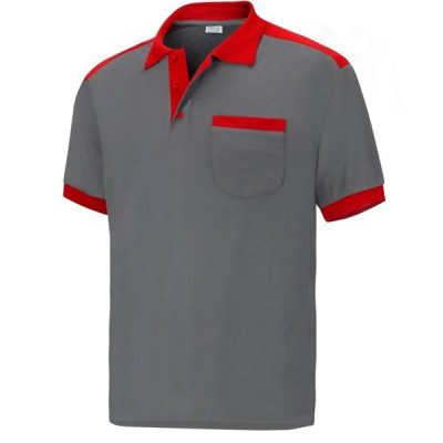 Polo cargo manga corta poliéster-algodón, con bolsillo Vesin gris-rojo.