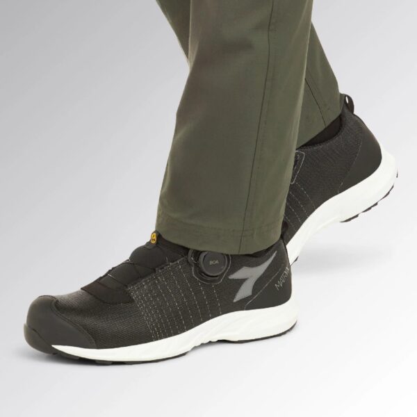 Calzado de seguridad Diadora FLY LITEBASE MATRYX BOA LOW S3L FO SR HRO SC ESD