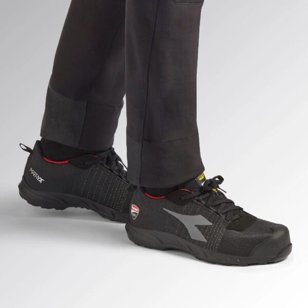Calzado de seguridad Diadora Fly Motor Matryx Low S3L FO SR HRO SC ESD